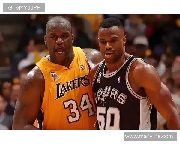 大卫罗宾逊:从绿茵场到人生巅峰的传奇旅程与荣耀时刻