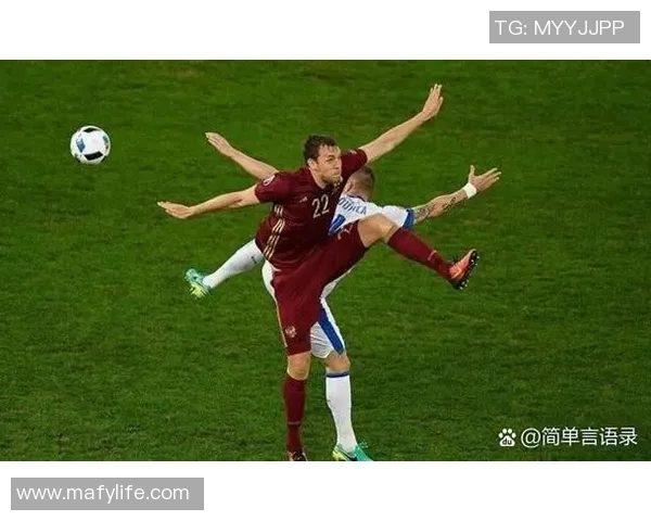 足球明星与孩子们的搞笑互动视频让你捧腹大笑的欢乐时刻